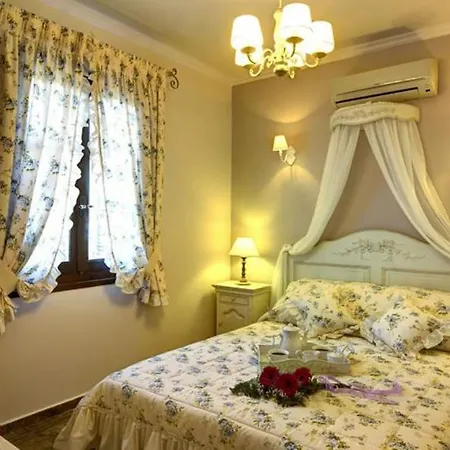 Adastra Ithaca Luxury *