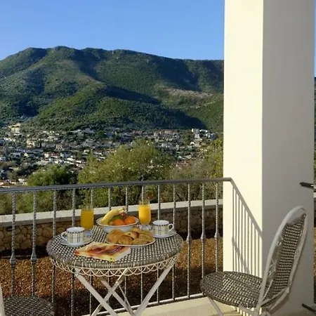 Adastra Ithaca Luxury דירה