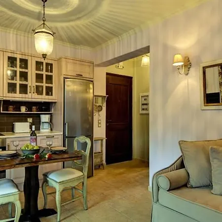 Adastra Ithaca Luxury *